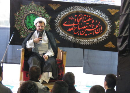 حضور حضرت حجه الاسلام والمسلمین ماندگاری در بین طلاب مدرسه ( سال 1395)