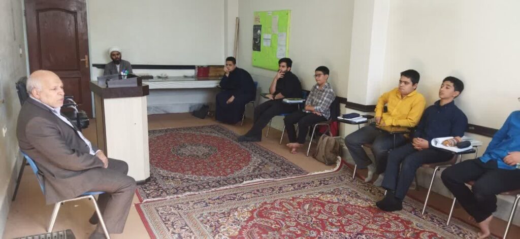 جلسه تحلیل سیاسی اوضاع لبنان و غزهبا حضور استاد غلامرضایی