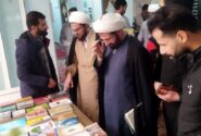 نمایشگاه کتاب به مناسبت هفته پژوهش